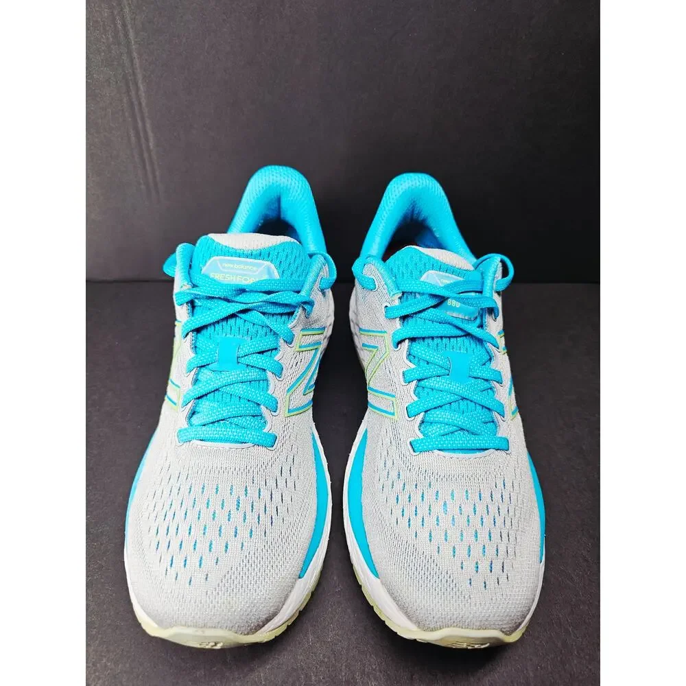 New Balance Women 9.5